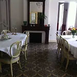 La Maison 住宿加早餐酒店 *
