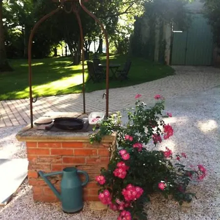 La Maison Quarante